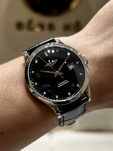uu-nhuoc-diem cua-dong-ho-Longines.png